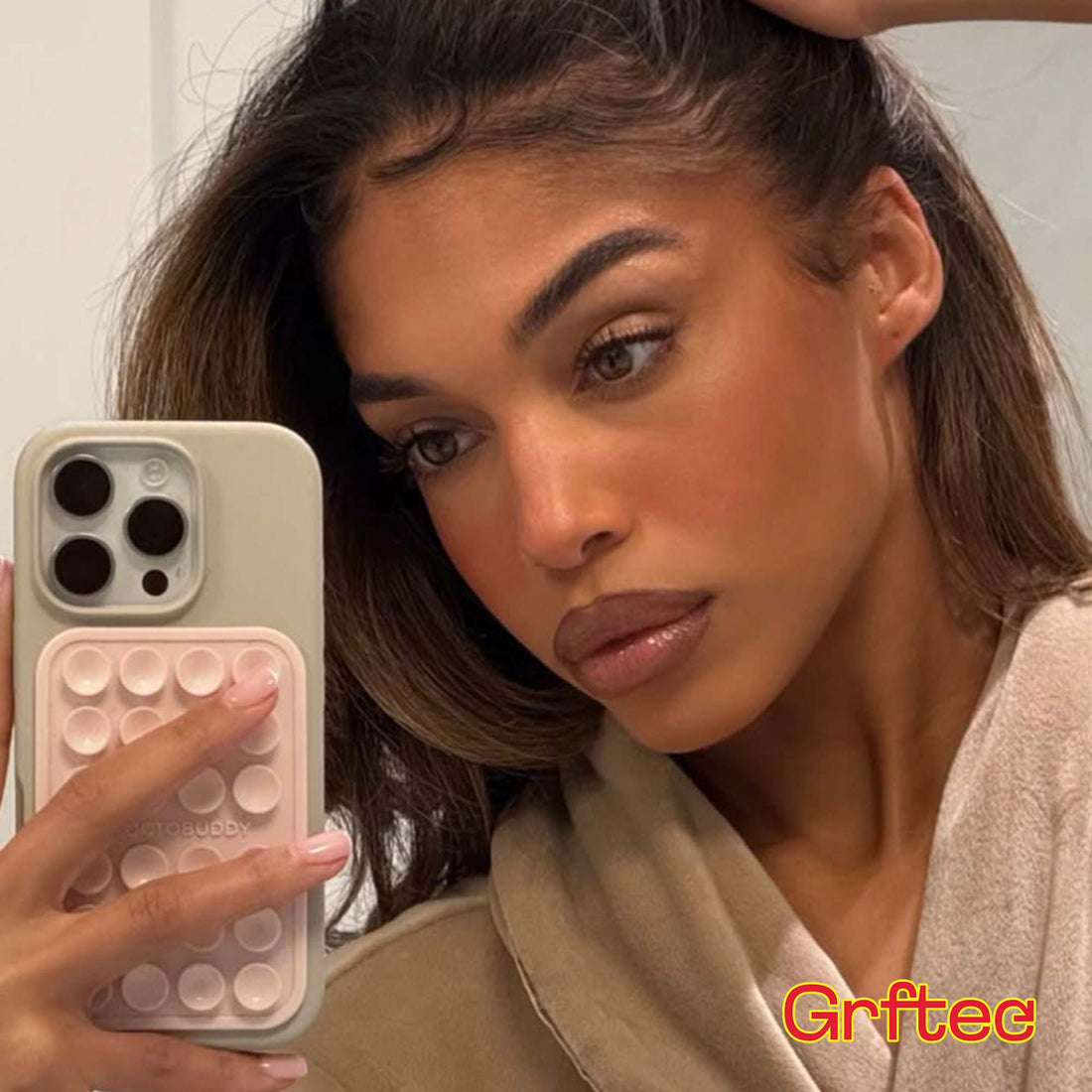 Octopux - Silicone Phone Back Sticky Case