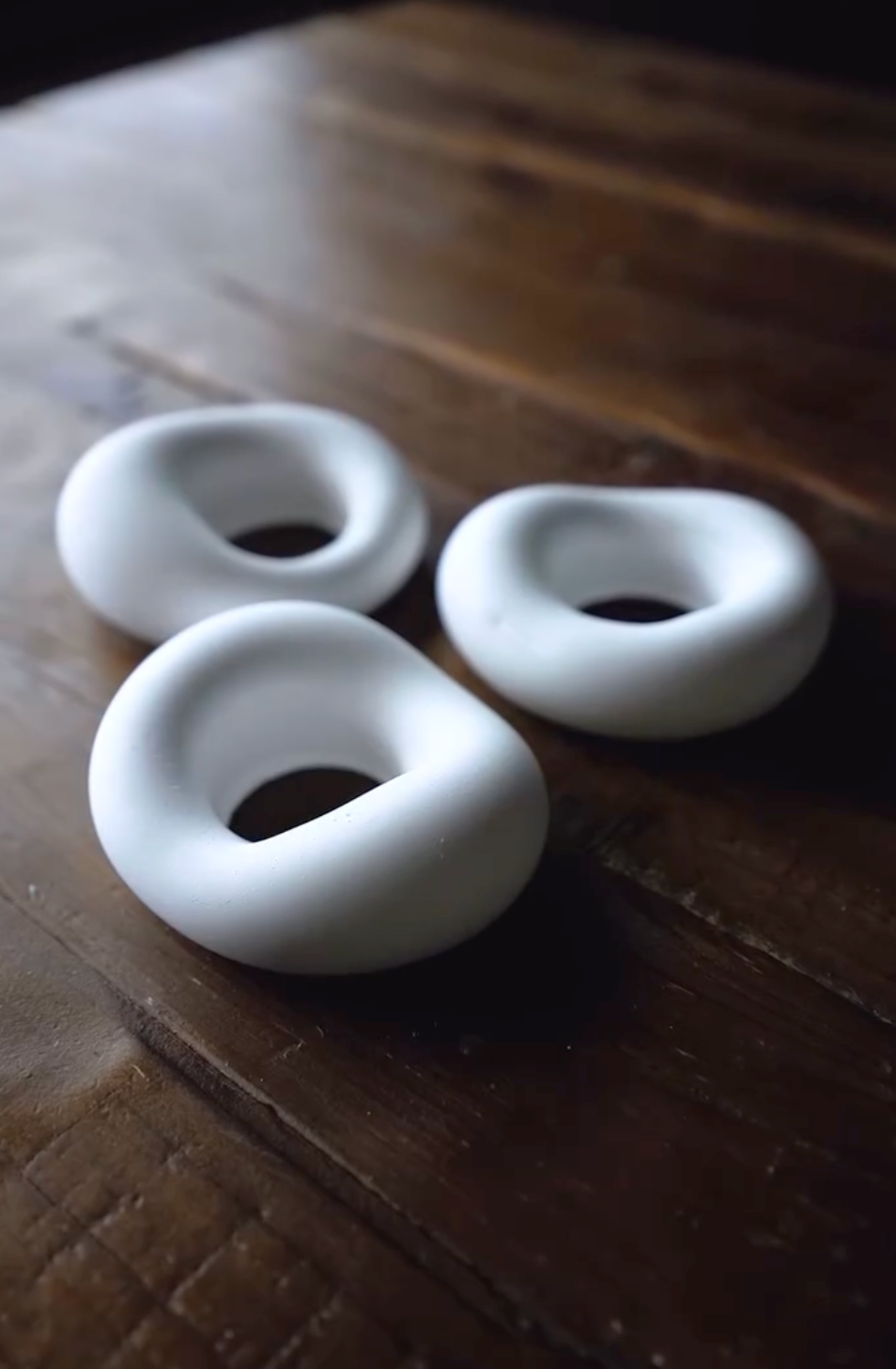 Artistic Sculpted : Tea-Light Candle Stand with Candles (Pack of 3)