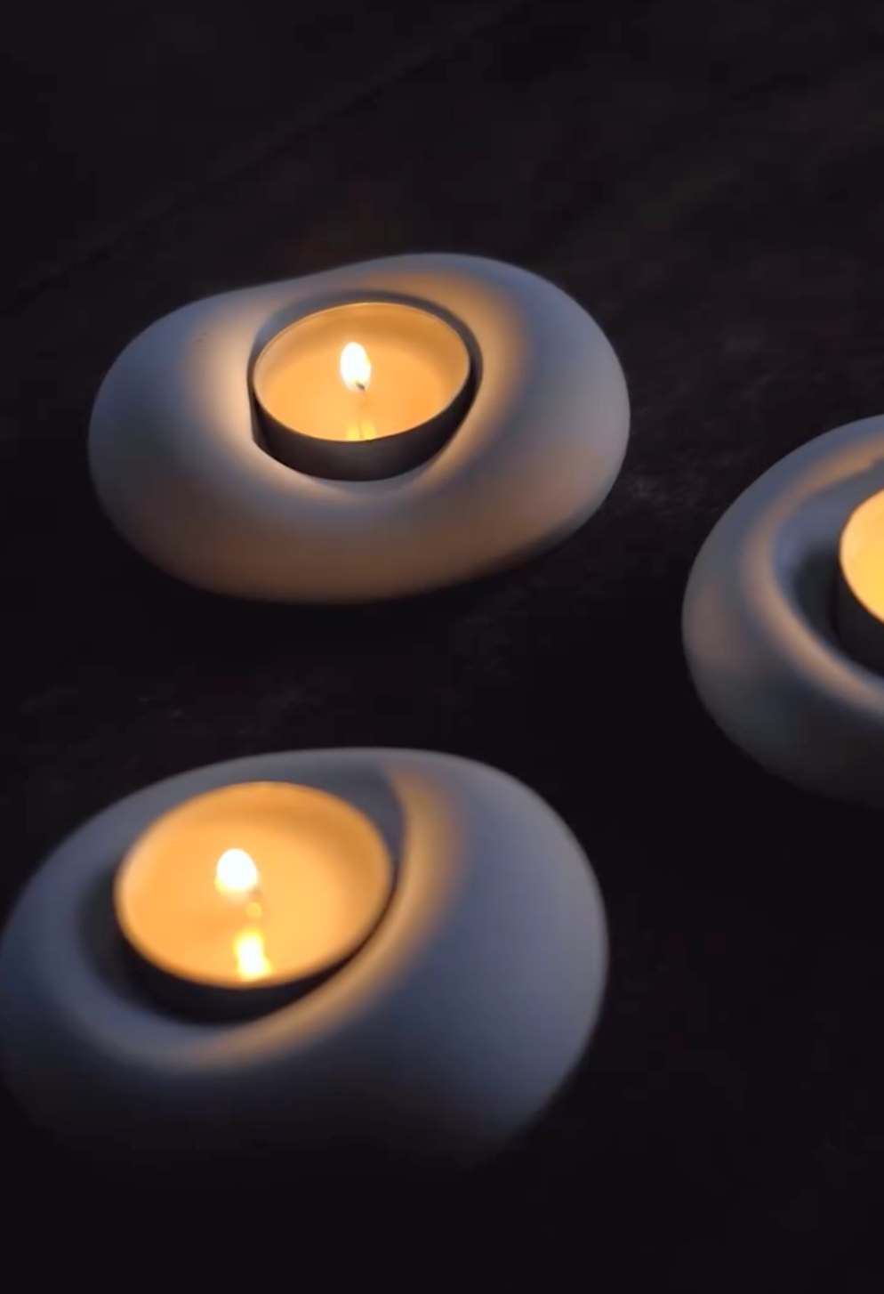 Artistic Sculpted : Tea-Light Candle Stand with Candles (Pack of 3)